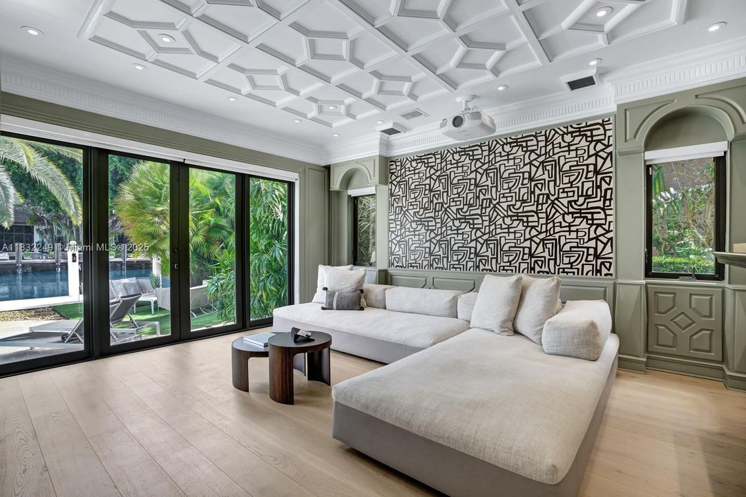 En Venta: $6,290,000 (5 camas, 5 baños, 4632 Pies cuadrados)