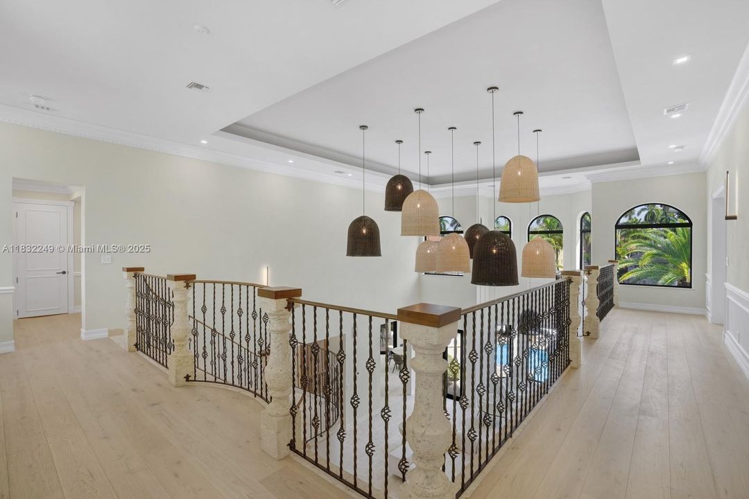 En Venta: $6,290,000 (5 camas, 5 baños, 4632 Pies cuadrados)