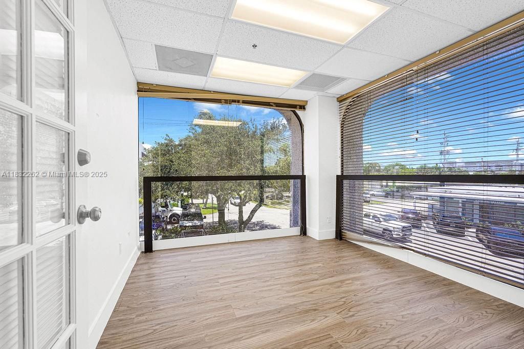 В аренду: $700 (0 спален, 0 ванн, 0 Квадратных фут)