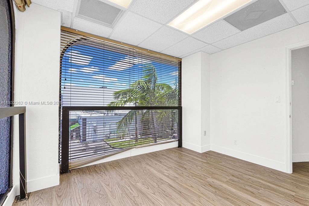 В аренду: $700 (0 спален, 0 ванн, 0 Квадратных фут)