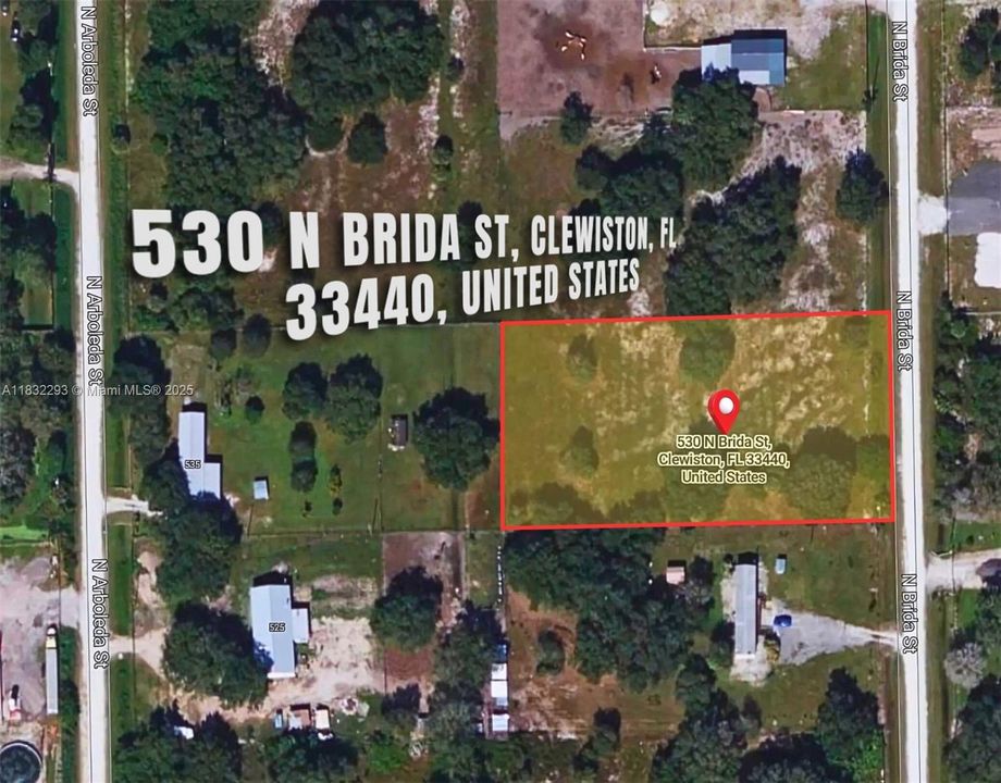 En Venta: $70,000 (1.25 acres)