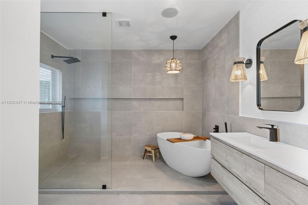 Недавно продано: $3,690,000 (4 спален, 3 ванн, 3458 Квадратных фут)