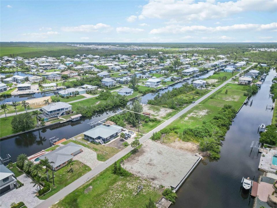 待售: $198,000 (0.25 acres)