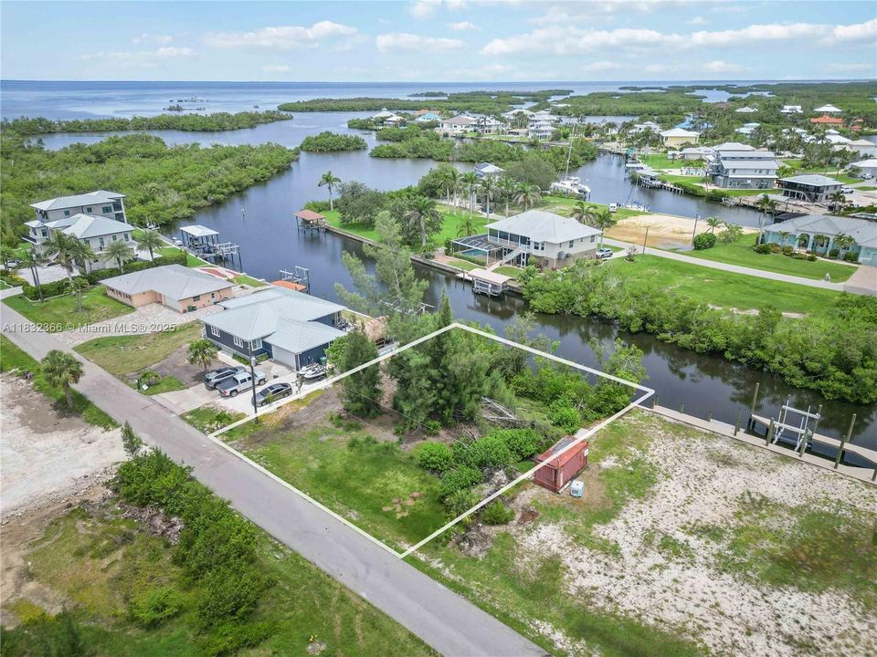 待售: $198,000 (0.25 acres)