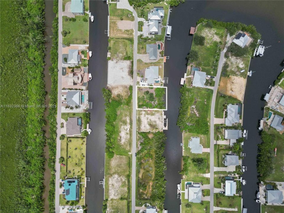 待售: $198,000 (0.25 acres)