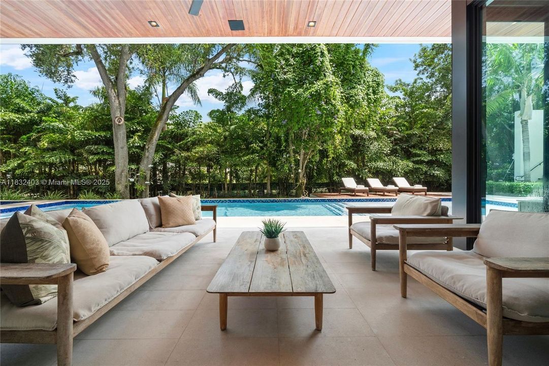 En Venta: $10,900,000 (6 camas, 7 baños, 6265 Pies cuadrados)