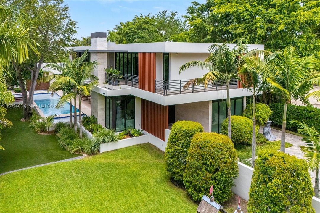 En Venta: $10,900,000 (6 camas, 7 baños, 6265 Pies cuadrados)