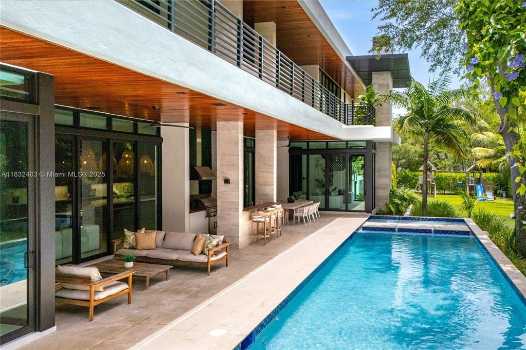 En Venta: $10,900,000 (6 camas, 7 baños, 6265 Pies cuadrados)