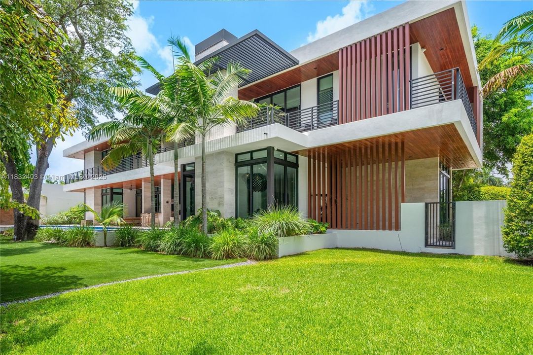 En Venta: $10,900,000 (6 camas, 7 baños, 6265 Pies cuadrados)