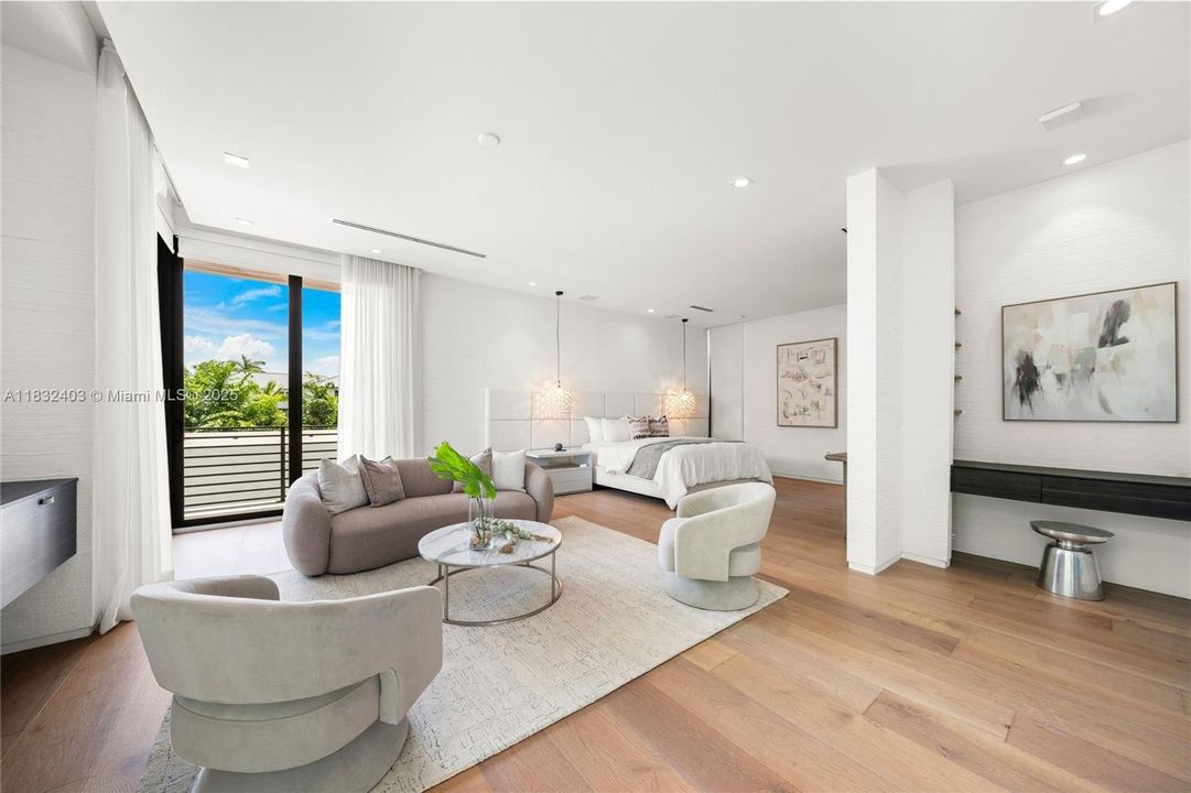 En Venta: $10,900,000 (6 camas, 7 baños, 6265 Pies cuadrados)