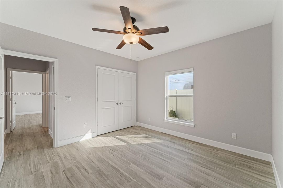 Recently Rented: $4,000 (6 beds, 3 baths, 2850 Square Feet)