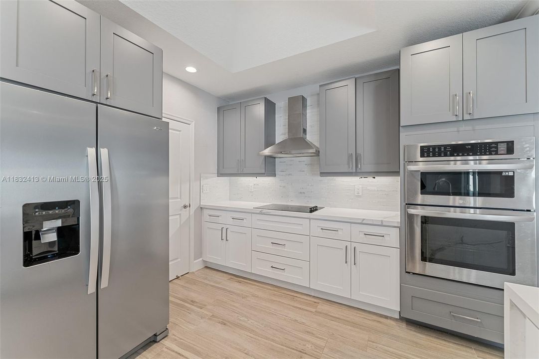 Recently Rented: $4,000 (6 beds, 3 baths, 2850 Square Feet)