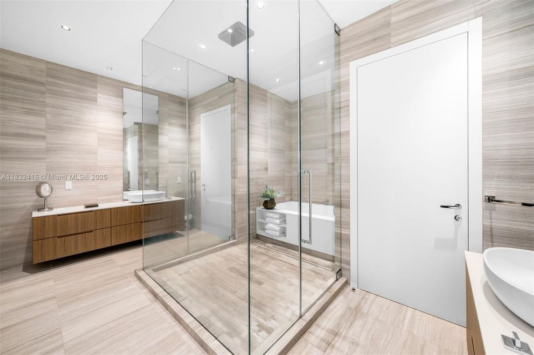 Active With Contract: $55,000 (3 beds, 3 baths, 3173 Square Feet)