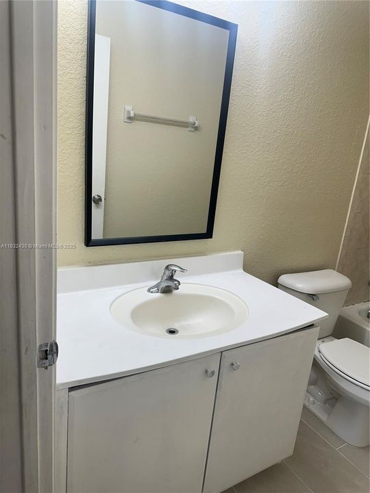 2nd Floor Bathroom