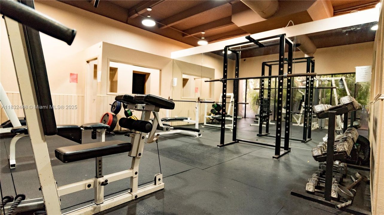 For Sale: $495,000 (3 beds, 2 baths, 1588 Square Feet)