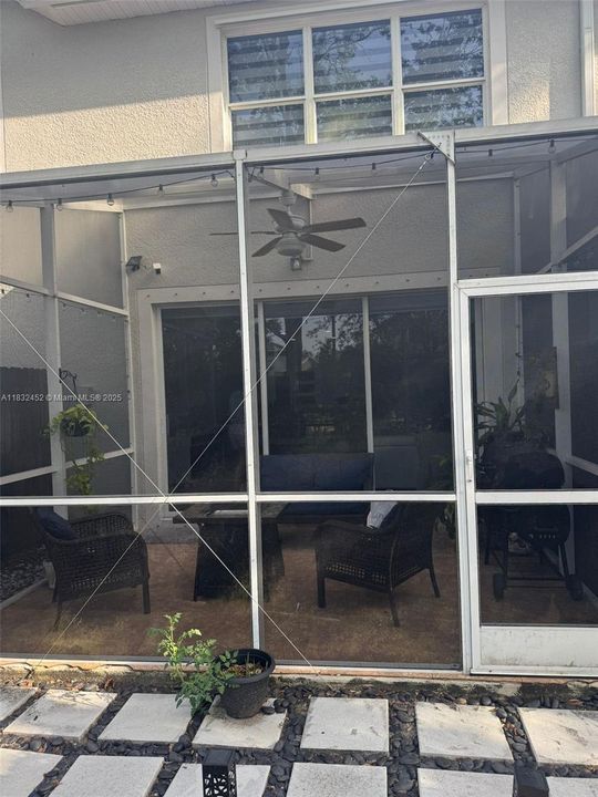 Recently Rented: $2,300 (3 beds, 2 baths, 0 Square Feet)