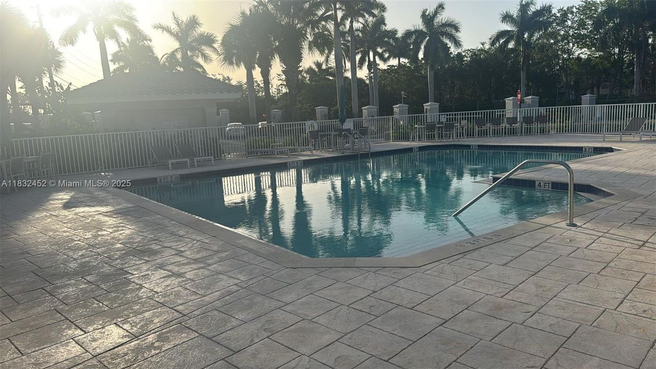 Recently Rented: $2,300 (3 beds, 2 baths, 0 Square Feet)