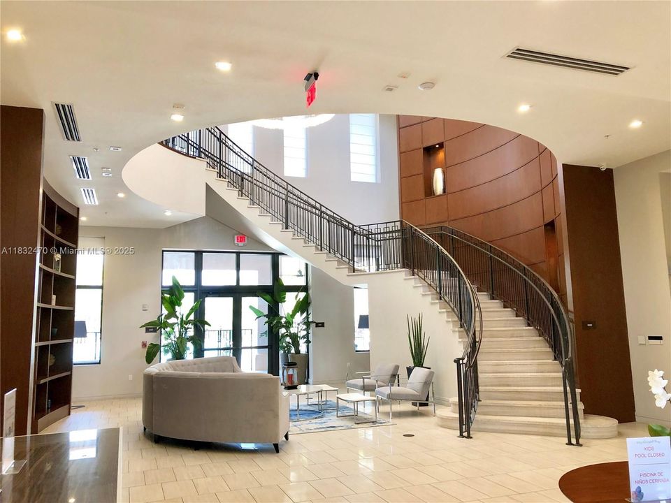 For Sale: $460,000 (3 beds, 2 baths, 1236 Square Feet)