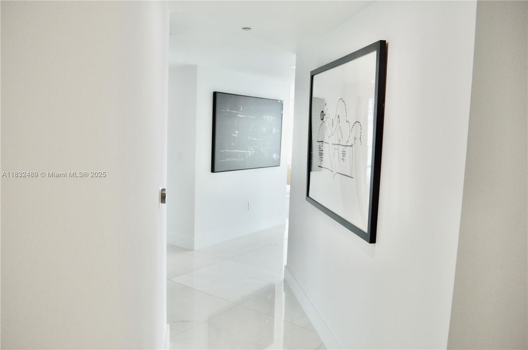 На продажу: $985,000 (2 спален, 2 ванн, 1279 Квадратных фут)