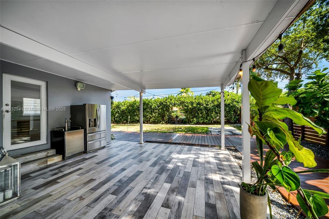 Massive Covered Entertaining Patio