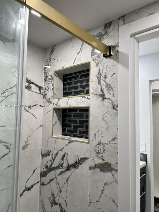 Recently Rented: $3,600 (3 beds, 2 baths, 1481 Square Feet)