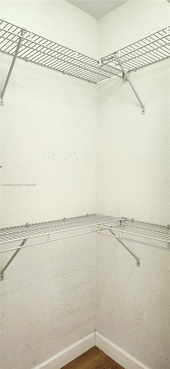 待售: $265,900 (3 贝兹, 2 浴室, 1062 平方英尺)