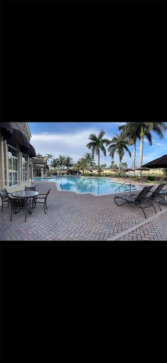 待售: $265,900 (3 贝兹, 2 浴室, 1062 平方英尺)