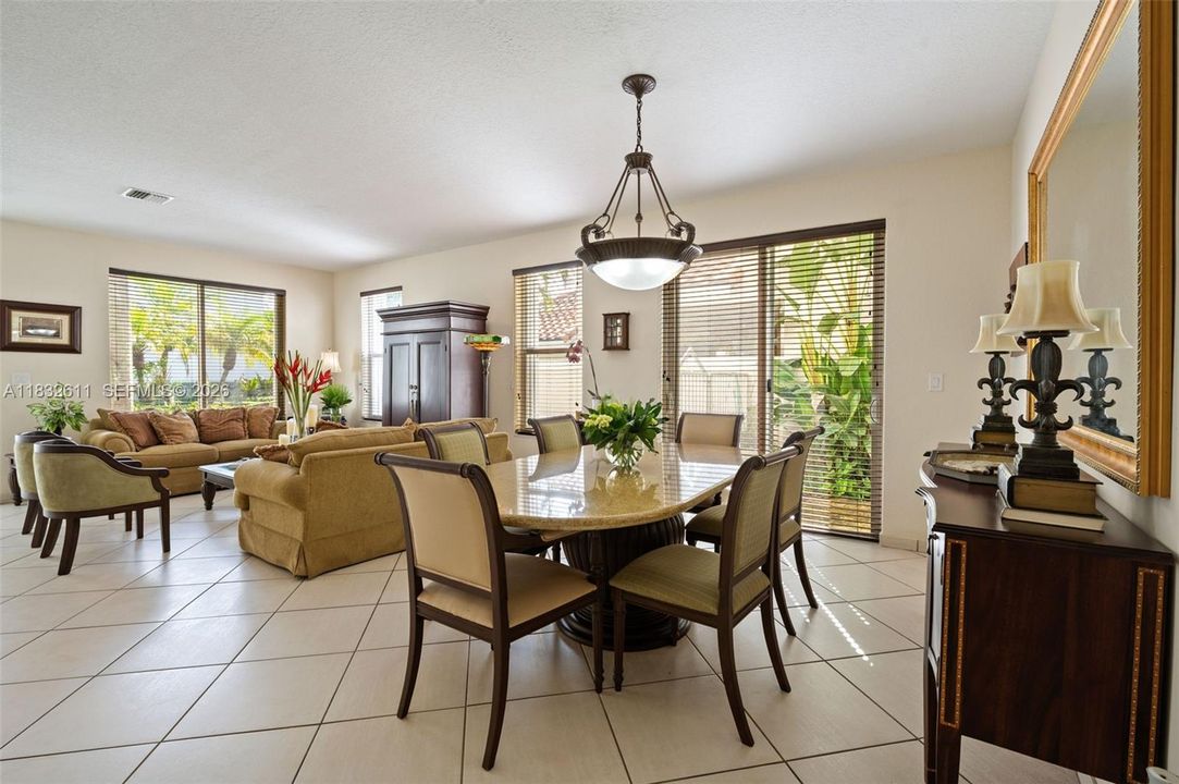 Active With Contract: $1,375,000 (6 beds, 4 baths, 3305 Square Feet)