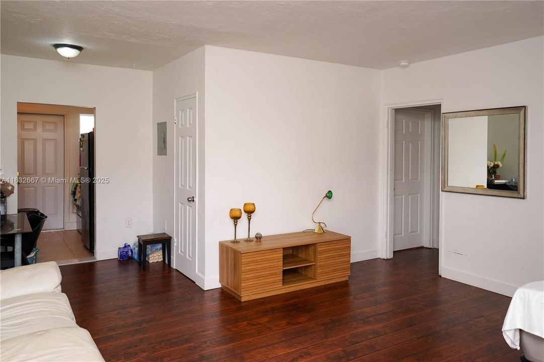 待售: $2,229,900 (0 贝兹, 0 浴室, 5730 平方英尺)