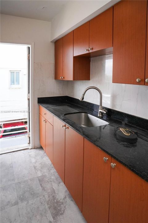 待售: $2,229,900 (0 贝兹, 0 浴室, 5730 平方英尺)