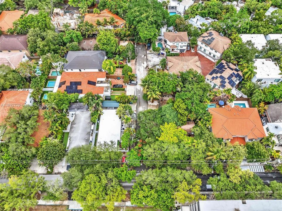 For Sale: $3,100,000 (4 beds, 2 baths, 2056 Square Feet)