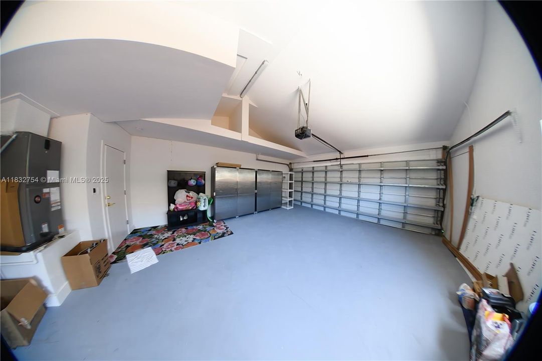 В аренду: $20,000 (4 спален, 4 ванн, 2412 Квадратных фут)