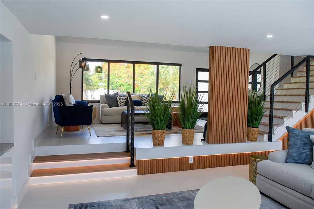 В аренду: $20,000 (4 спален, 4 ванн, 2412 Квадратных фут)