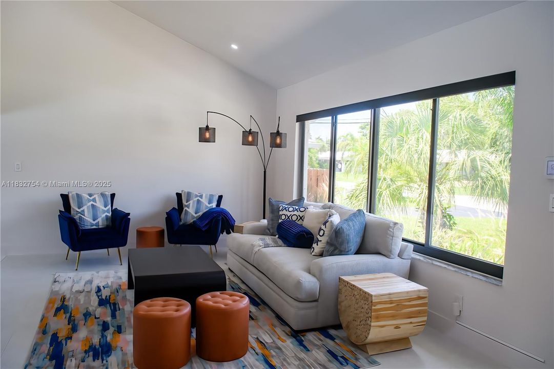 В аренду: $20,000 (4 спален, 4 ванн, 2412 Квадратных фут)