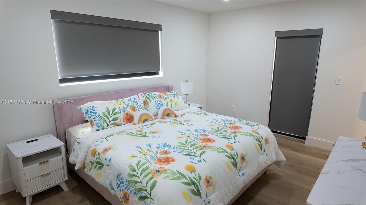 В аренду: $20,000 (4 спален, 4 ванн, 2412 Квадратных фут)