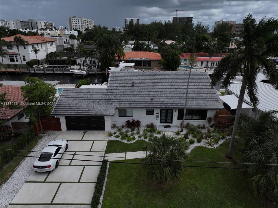 В аренду: $20,000 (4 спален, 4 ванн, 2412 Квадратных фут)