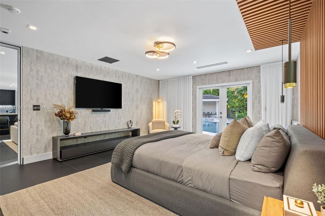 En Venta: $7,500,000 (4 camas, 3 baños, 3180 Pies cuadrados)