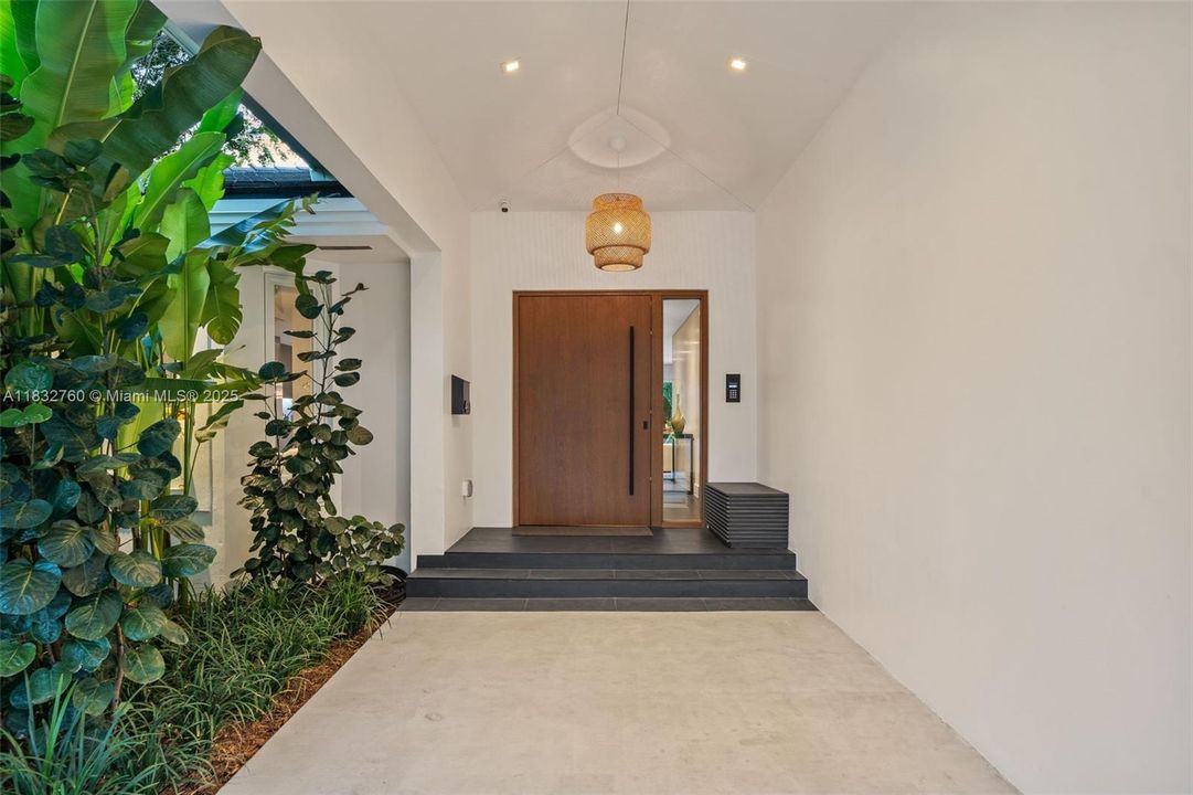 En Venta: $7,500,000 (4 camas, 3 baños, 3180 Pies cuadrados)