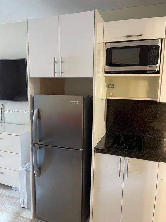 На продажу: $140,000 (0 спален, 1 ванн, 360 Квадратных фут)