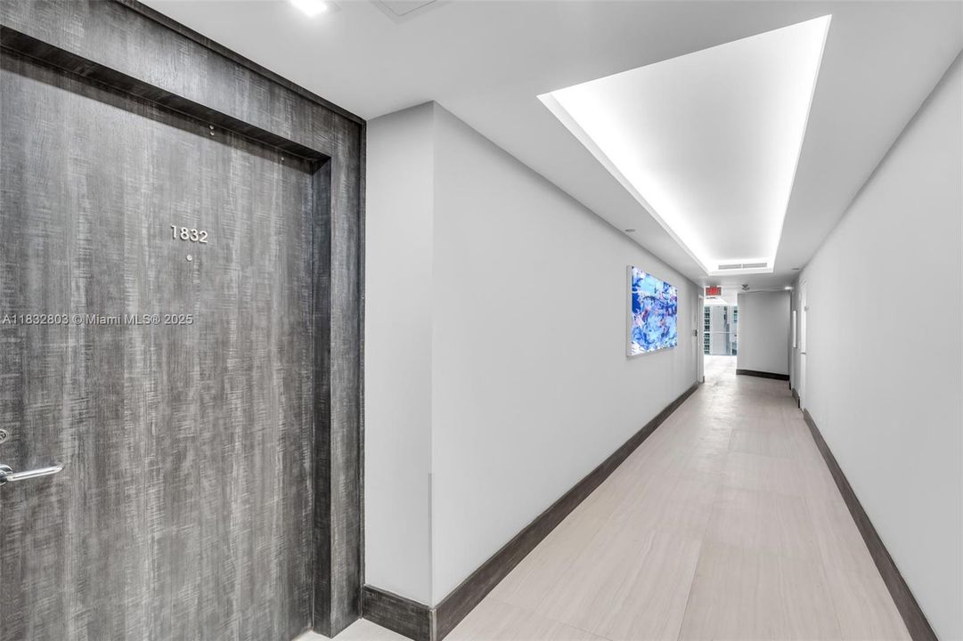 For Rent: $4,300 (1 beds, 2 baths, 1260 Square Feet)