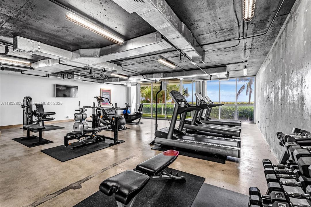 For Rent: $4,300 (1 beds, 2 baths, 1260 Square Feet)
