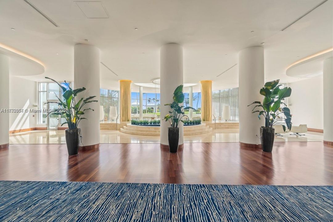 Недавно продано: $540,000 (2 спален, 2 ванн, 1030 Квадратных фут)