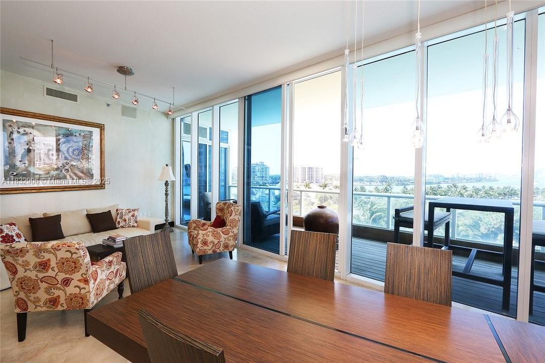 Active With Contract: $18,000 (2 beds, 2 baths, 1591 Square Feet)