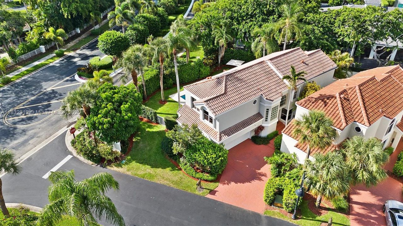 Vendido Recientemente: $799,000 (4 camas, 2 baños, 2264 Pies cuadrados)