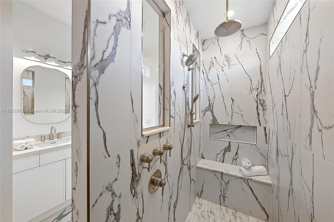 Guest House Primary Shower