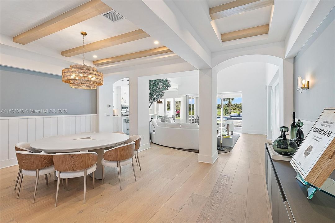 En Venta: $9,900,000 (6 camas, 7 baños, 7230 Pies cuadrados)