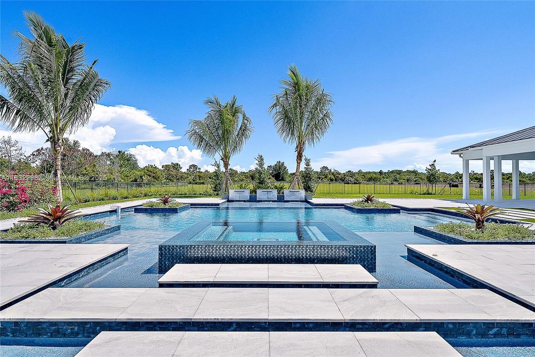 En Venta: $9,900,000 (6 camas, 7 baños, 7230 Pies cuadrados)