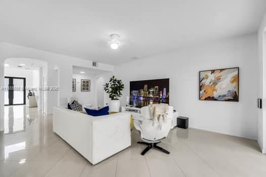 Active With Contract: $885,000 (5 beds, 4 baths, 3202 Square Feet)