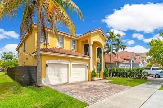 Active With Contract: $885,000 (5 beds, 4 baths, 3202 Square Feet)