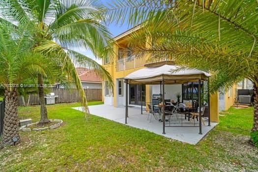 Active With Contract: $885,000 (5 beds, 4 baths, 3202 Square Feet)